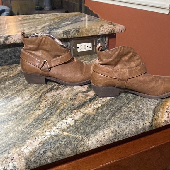 Cowboy boots - Picture 2 of 6